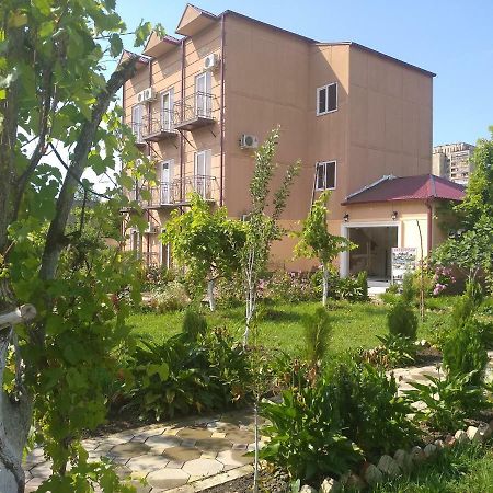 Inn Aхчыпсы Гагра Екстериор снимка