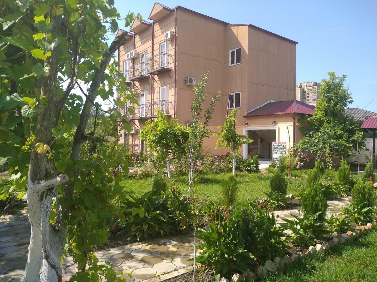 Inn Aхчыпсы Гагра Екстериор снимка